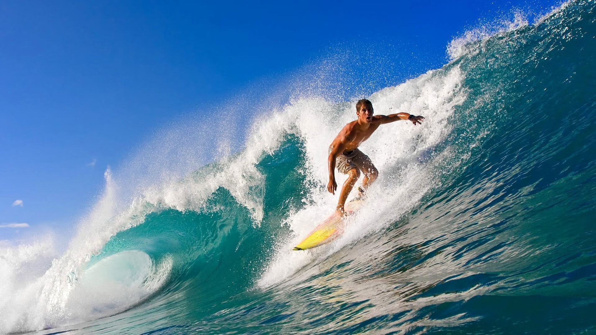 mk足球官网-男子400混美队新星首度夺金,美国男子四百米名将